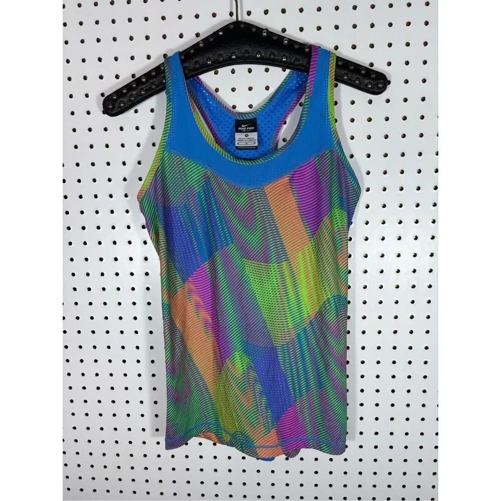 Nike pro tank top girls size M